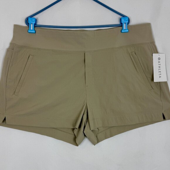 NWT Athleta Trekkie north shorts Size 22 hiking athletic